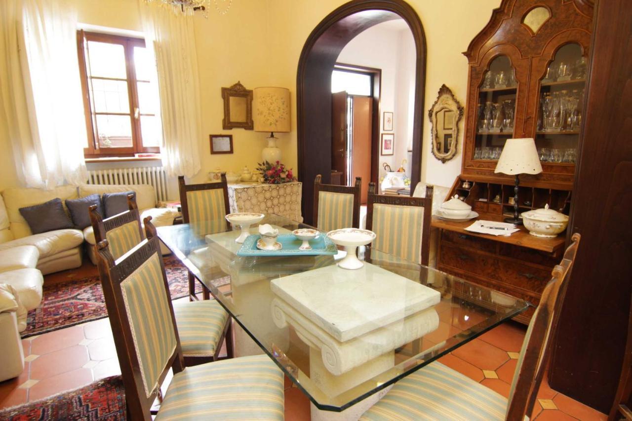 L'Arrocco Bed And Breakfast マリーナ・ディ・カッラーラ エクステリア 写真