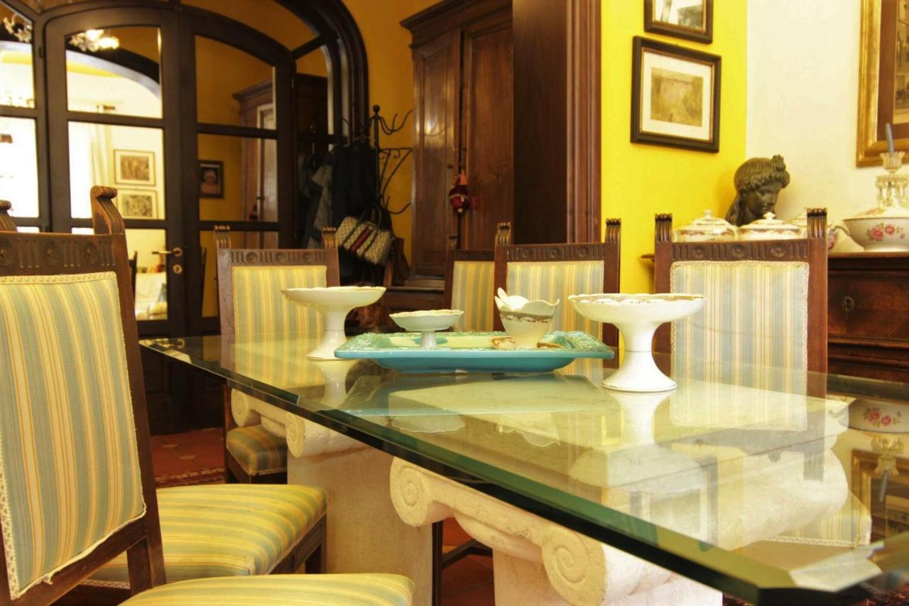 L'Arrocco Bed And Breakfast マリーナ・ディ・カッラーラ エクステリア 写真