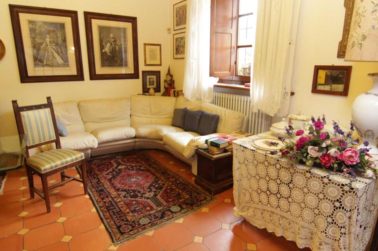 L'Arrocco Bed And Breakfast マリーナ・ディ・カッラーラ エクステリア 写真