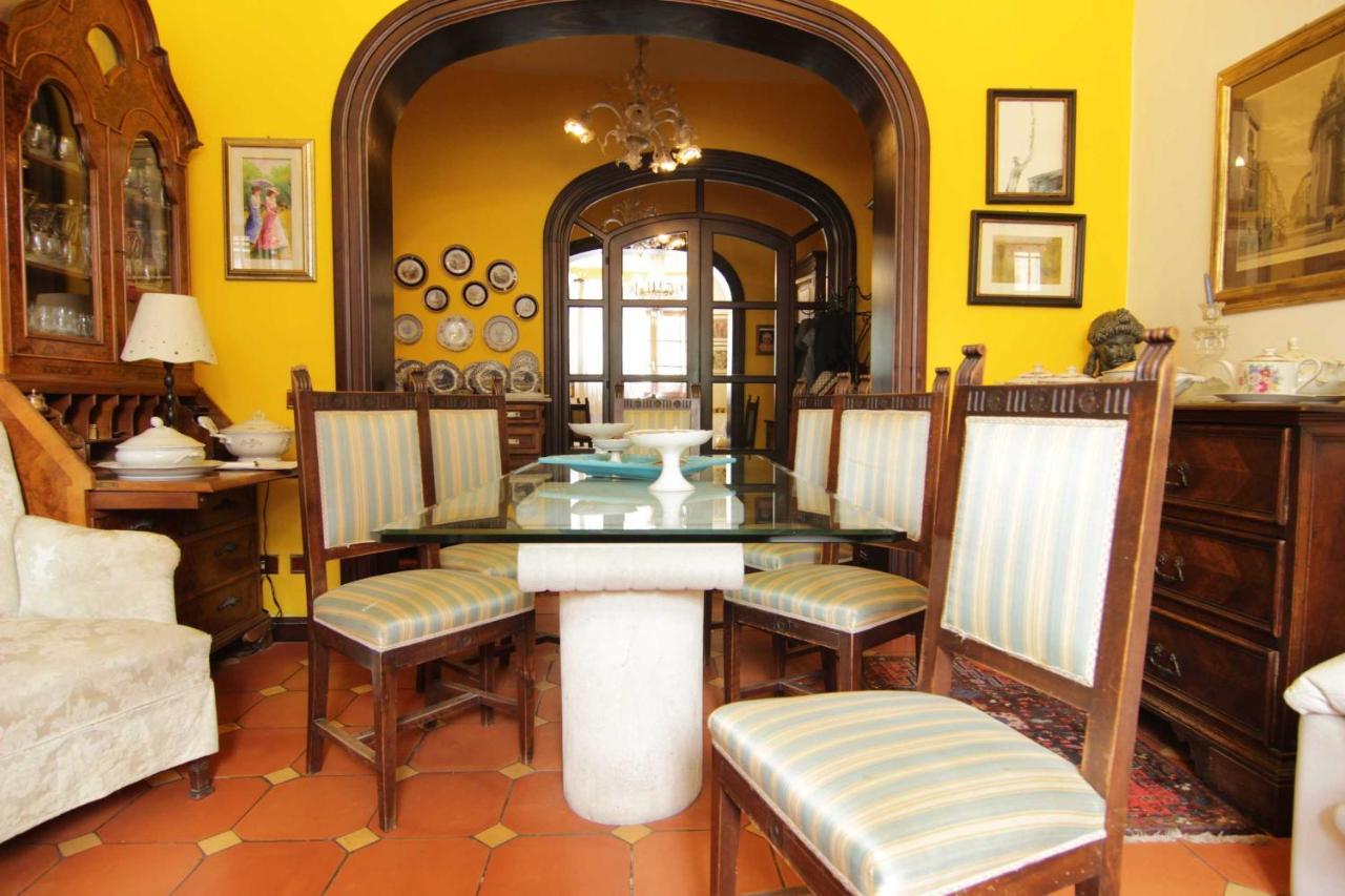 L'Arrocco Bed And Breakfast マリーナ・ディ・カッラーラ エクステリア 写真